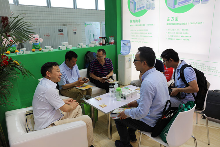 东方帝维携爆品、豪礼、美女及满满的诚意嗨爆畜博会！