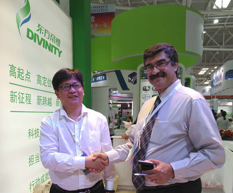 东方帝维携爆品、豪礼、美女及满满的诚意嗨爆畜博会！