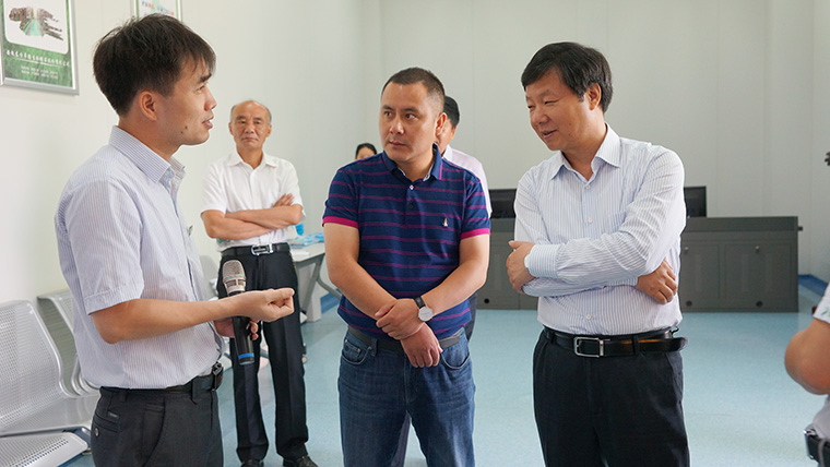 亳州市副市长郝璞峰一行莅临我司参观指导